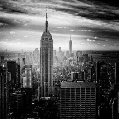 Fototapeta-Nowy-Jork-Czarno-Biala-Empire-State-Building-i-Panorama-Manhattanu-4096x2731